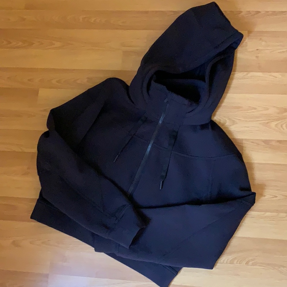 Lululemon Cropped Hoodie